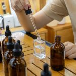 Produkcja perfum – niezwykła sztuka i wyjątkowa nauka o zapachach